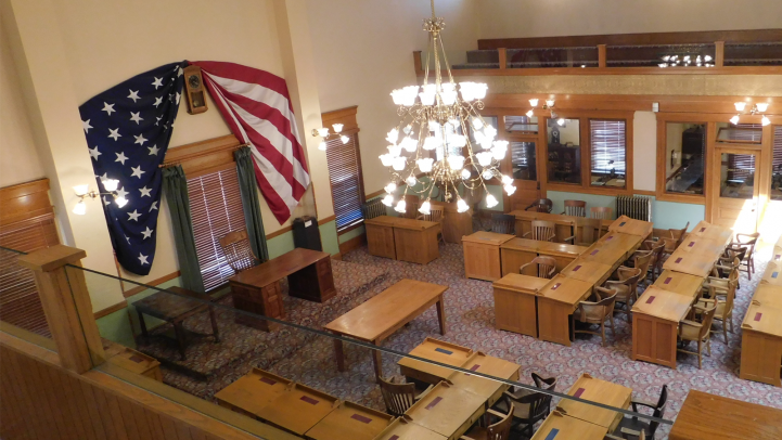 Inside the old capitol building