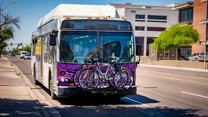 Bus carrying bikes