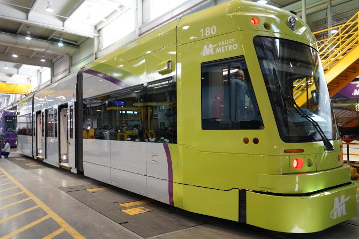 streetcar vehicle